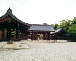 yoshinojingu.jpg